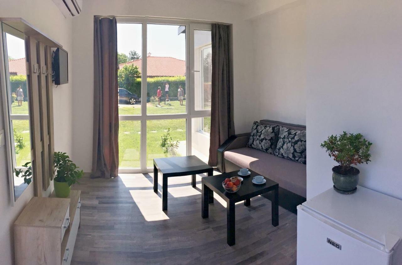 Karia Apartments Shabla Eksteriør bilde